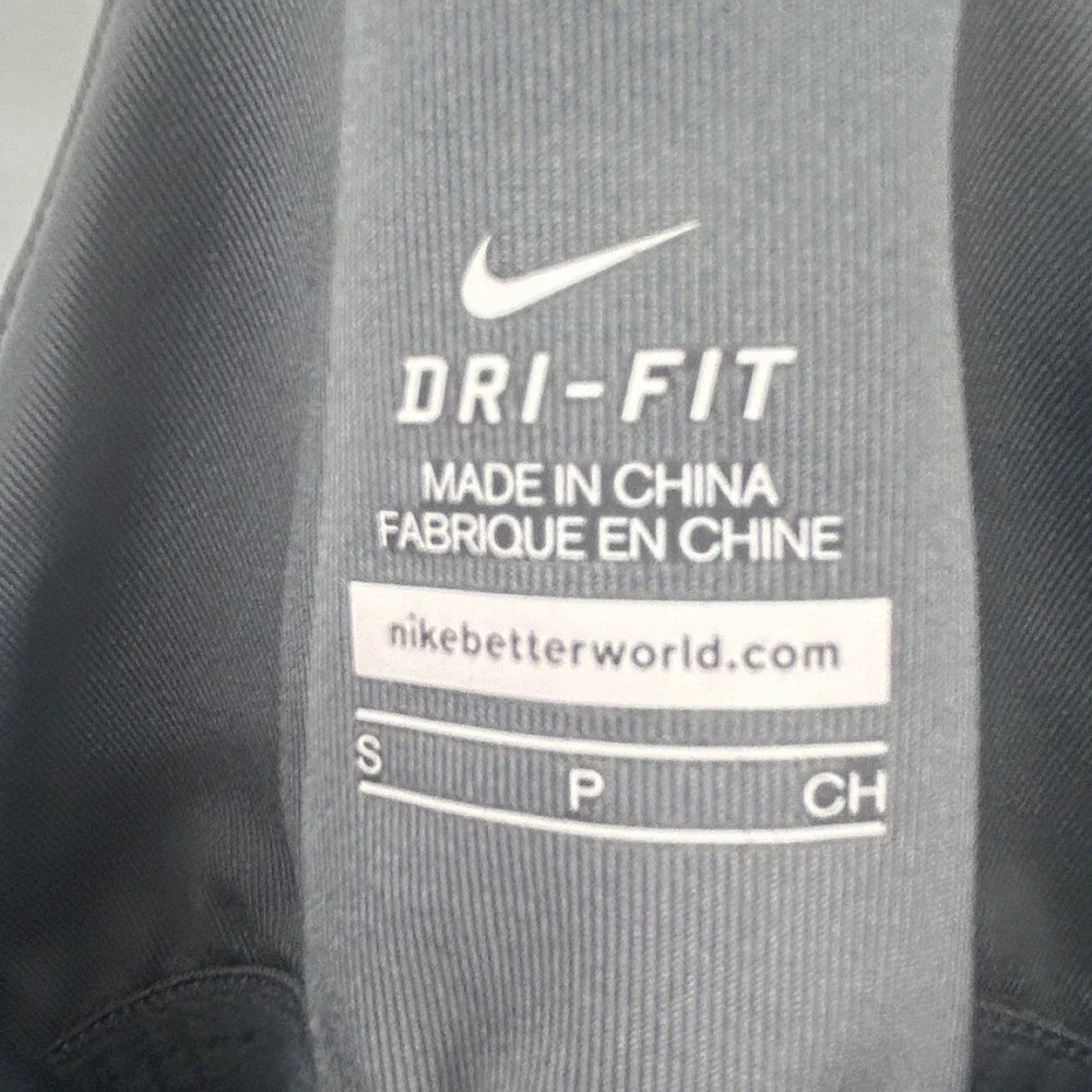 Nike Dri-FIT Womens Small Grey Geometric Racerback Tank Top Built-In Bra